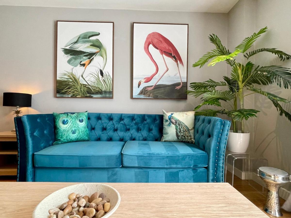 Stunning 2-Bed Town Centre Apartment - Hosted By Hutch Lifestyle Leamington Spa Ngoại thất bức ảnh