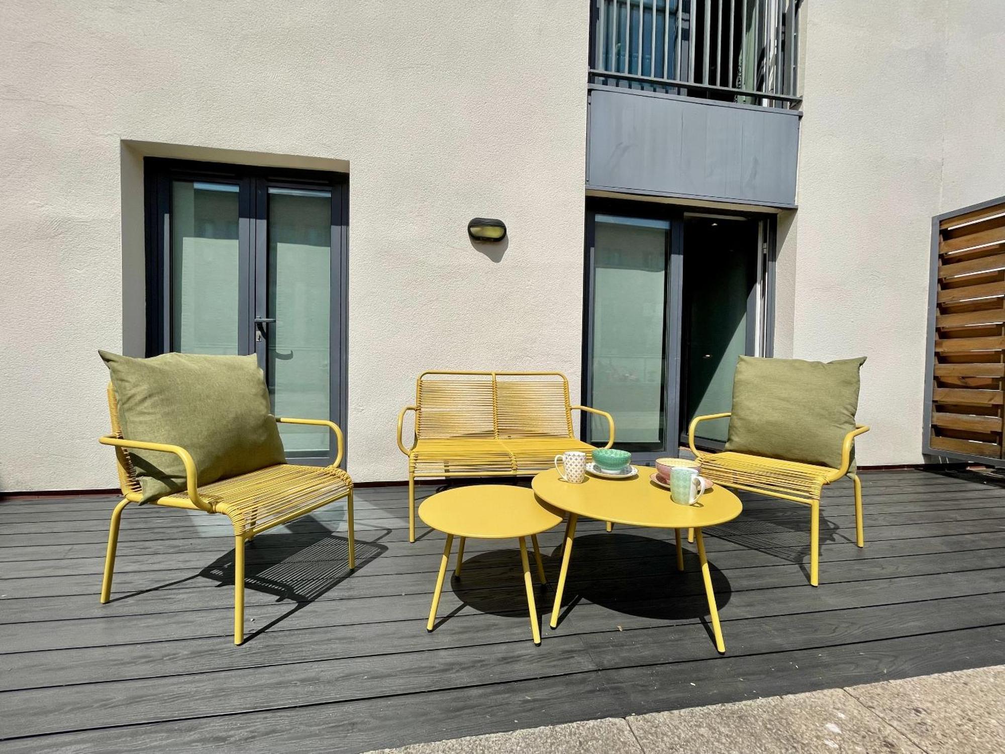 Stunning 2-Bed Town Centre Apartment - Hosted By Hutch Lifestyle Leamington Spa Ngoại thất bức ảnh