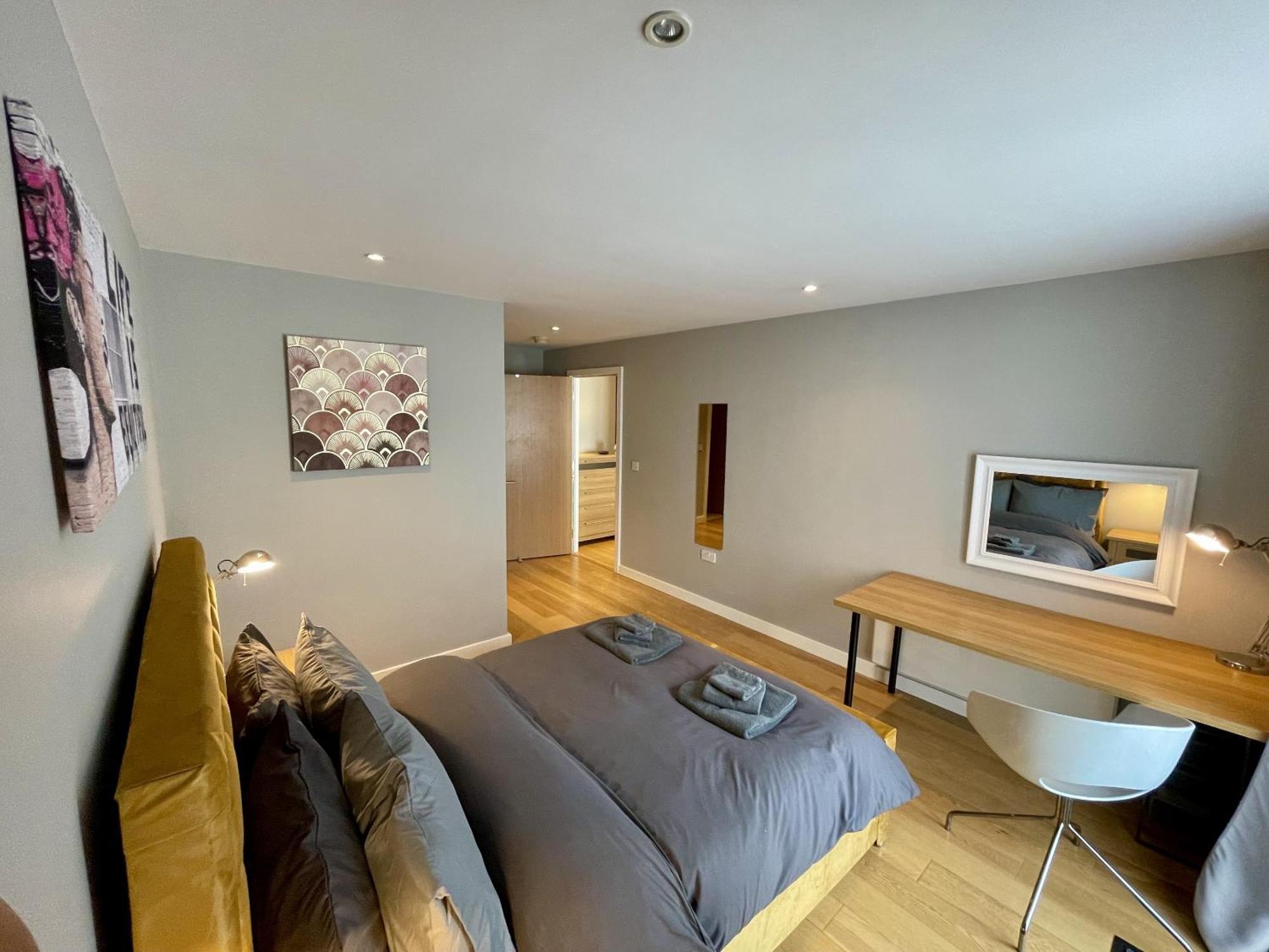 Stunning 2-Bed Town Centre Apartment - Hosted By Hutch Lifestyle Leamington Spa Ngoại thất bức ảnh