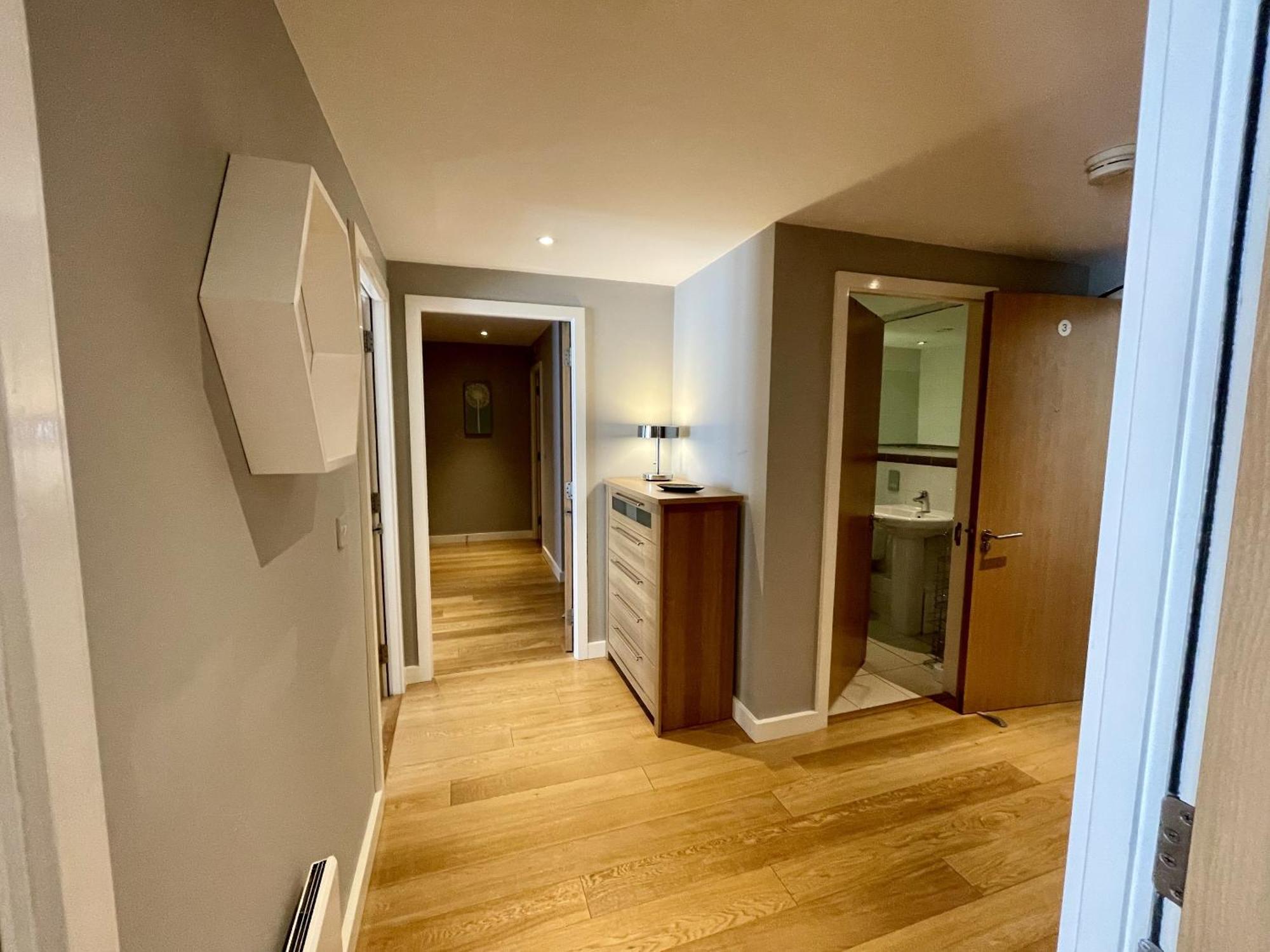 Stunning 2-Bed Town Centre Apartment - Hosted By Hutch Lifestyle Leamington Spa Ngoại thất bức ảnh